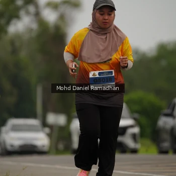 Runner Photo 2043025