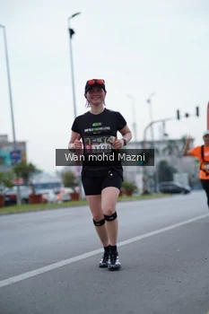 Runner Photo 2043042