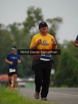 Runner Photo 2043052