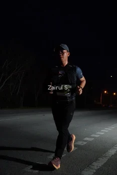 Runner Photo 2043076