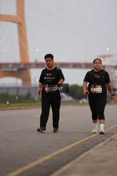 Runner Photo 2043080