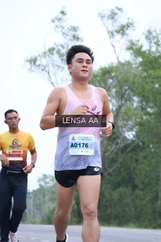 Runner Photo 2043095