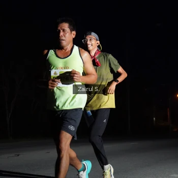 Runner Photo 2043099