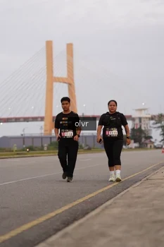 Runner Photo 2043112