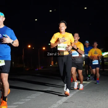 Runner Photo 2043241