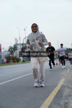 Runner Photo 2043245