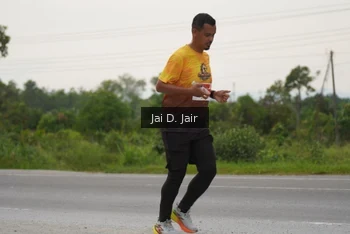 Runner Photo 2043253