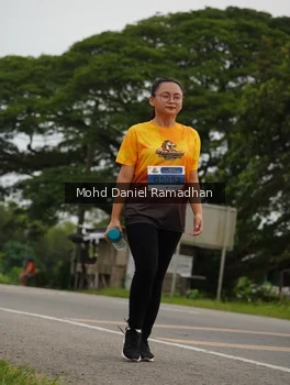 Runner Photo 2043256