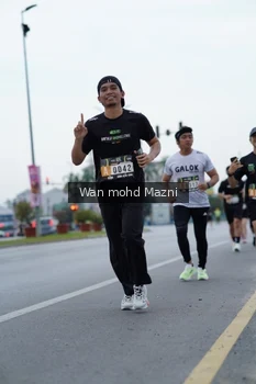 Runner Photo 2043263