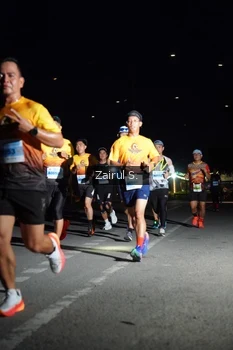 Runner Photo 2043270