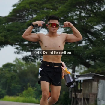Runner Photo 2043287