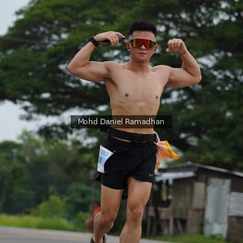 Runner Photo 2043296
