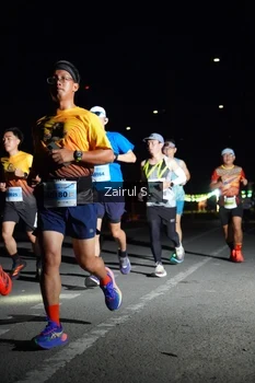 Runner Photo 2043311