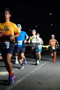 Runner Photo 2043319