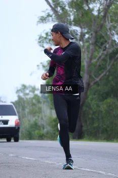 Runner Photo 2043380
