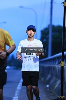 Runner Photo 2043385