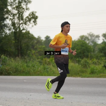 Runner Photo 2043386