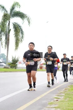 Runner Photo 2043401