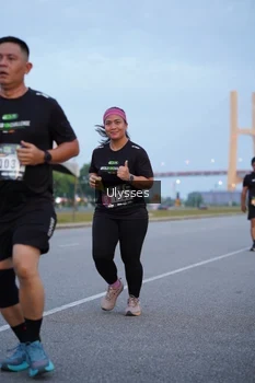 Runner Photo 2043433