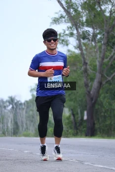 Runner Photo 2043450