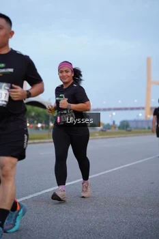 Runner Photo 2043459