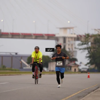 Runner Photo 2043461