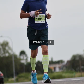 Runner Photo 2043463