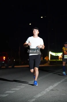Runner Photo 2043521