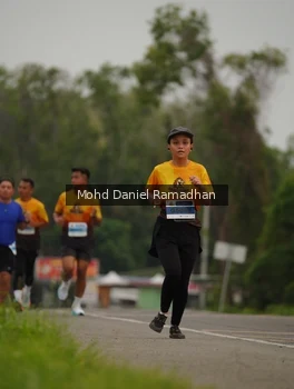 Runner Photo 2043533