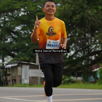 Runner Photo 2043592