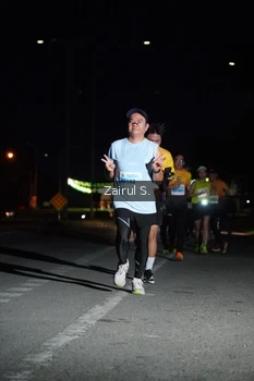 Runner Photo 2043681