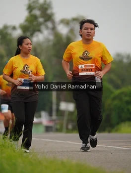 Runner Photo 2043719