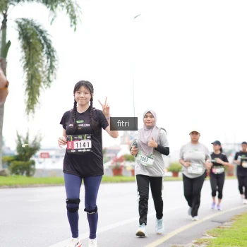 Runner Photo 2043749