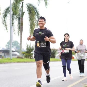 Runner Photo 2043775