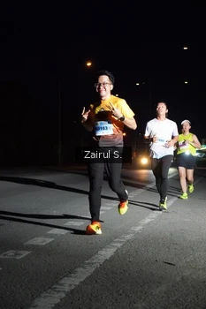 Runner Photo 2043783