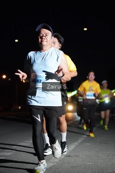 Runner Photo 2043803