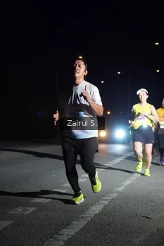 Runner Photo 2043871
