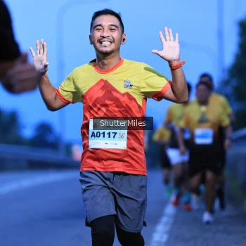Runner Photo 2043872