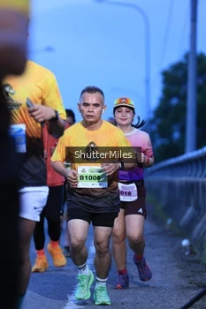 Runner Photo 2043929