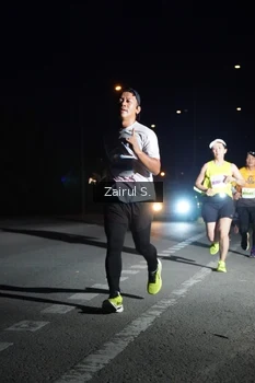 Runner Photo 2043936