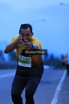 Runner Photo 2043972
