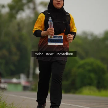 Runner Photo 2043989