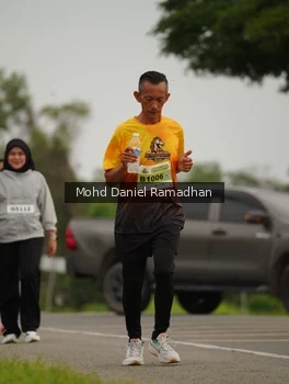 Runner Photo 2044040