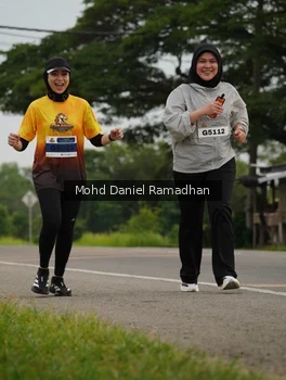 Runner Photo 2044110