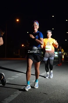 Runner Photo 2044128