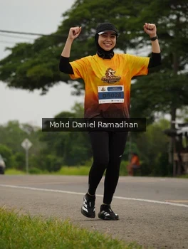 Runner Photo 2044130