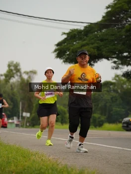 Runner Photo 2044239