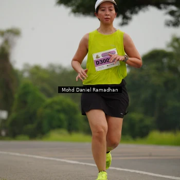 Runner Photo 2044243