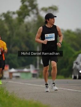 Runner Photo 2044255