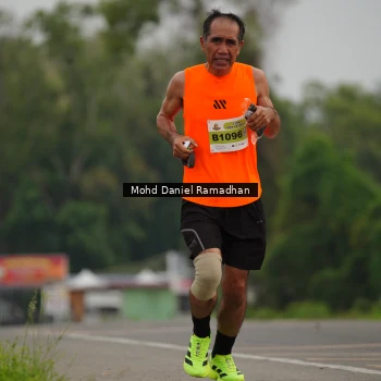 Runner Photo 2044285